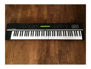 Roland Rhodes Model 760