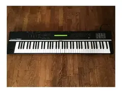Roland Rhodes Model 760