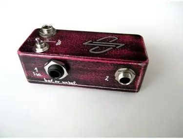 dpFX 2-way Isolated Mini Buffered Splitter