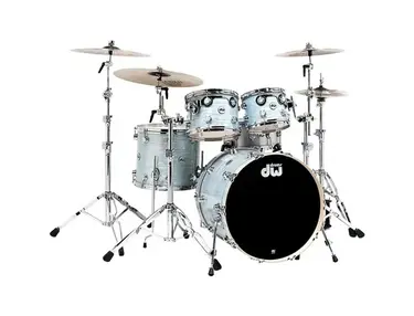 DW SSC Collectors Series 4-Piece Satin Oil Shell Pack With 22" Bass Drum Pale Blue Oyster Chrome Hardware