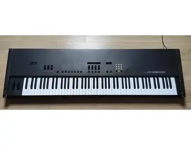 Kawai M8000