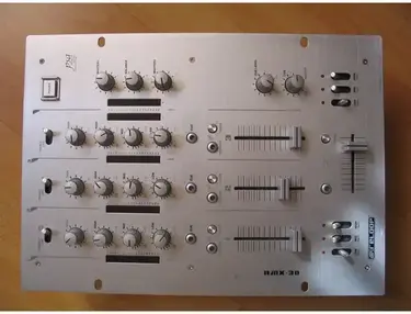 Reloop RMX-30