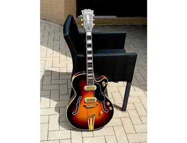 Premier Guitars Deluxe Arch Top