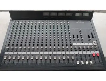 Yamaha MR1642