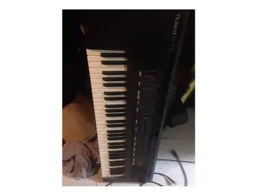 Roland E-10 61-Key Intelligent Synthesizer
