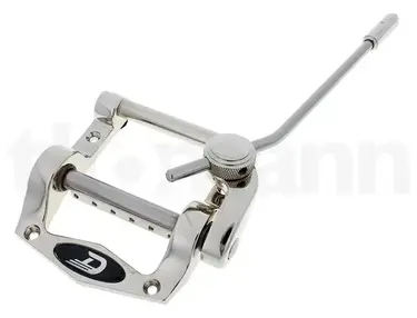 Duesenberg Diamond Deluxe Tremola Short