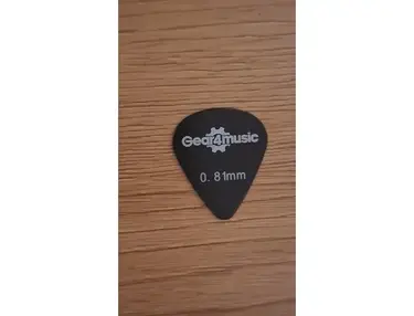 Gear4Music 0.81mm Guitar pick