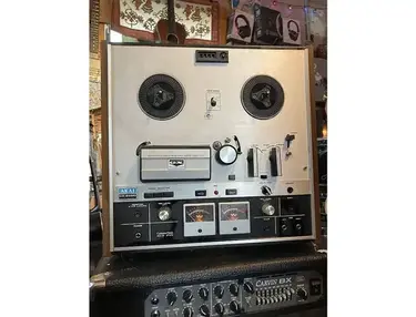 Akai GX-220D 4-Track 2-Channel Tape Recorder