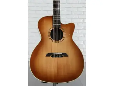Alvarez Yairi Masterworks Series GYM70CE