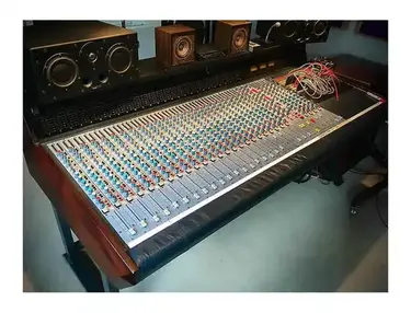 AMEK Angela 28-Input 24-Bus Inline Recording / Mixing Console