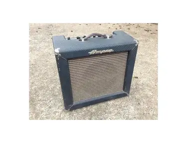 Ampeg M-12-A Mercury 2-Channel 18-Watt 1x12" Guitar Combo