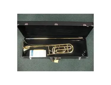 Bach TB200B Step-Up Model TB200B Tenor Trombone w/ Standard F Rotor