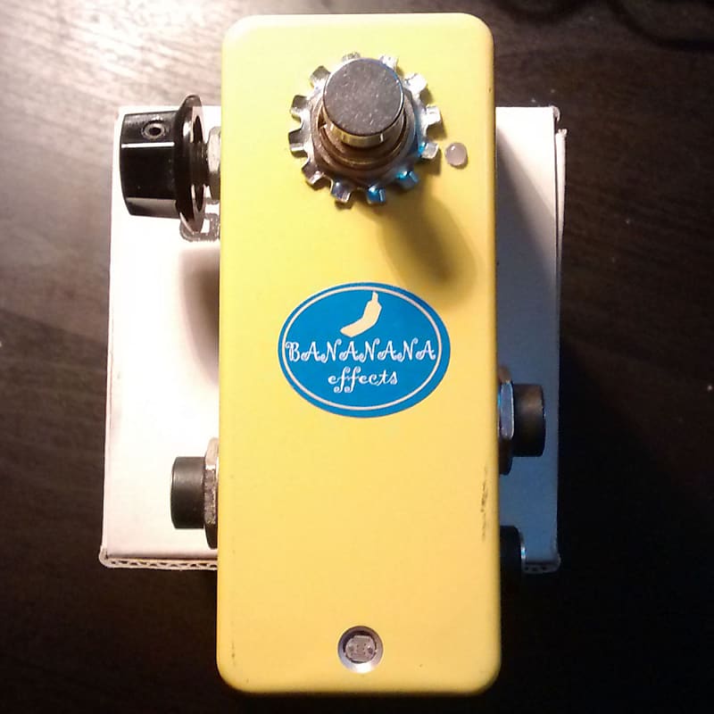 BANANANA effects GROWL 567 リングモジュレーター Bananana | Equipboard