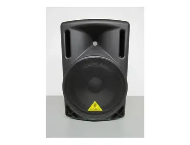 Behringer Eurolive B212A 400-Watt 2-Way 12" Powered Speaker