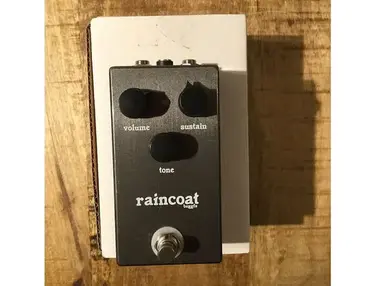 BuggFX Raincoat Distortion/Fuzz