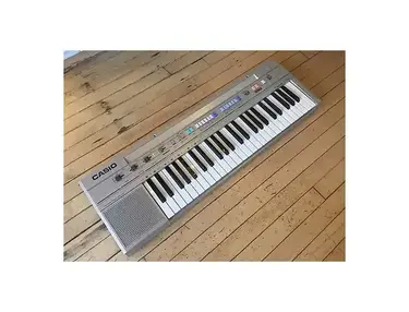 Casio CT-350 Casiotone 49-Key Synthesizer