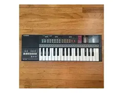 Casio MT-18 Casiotone 32-Key Synthesizer main image