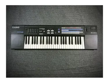 Casio SK-2100 49-Key Sampling Keyboard