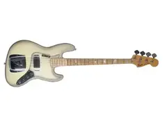 Fender '77 Jazz Bass