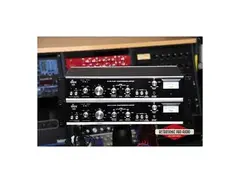 dbx 165 Over Easy Compressor / Limiter Pair main image