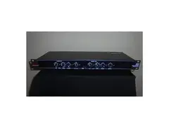 dbx 223 Stereo 2-Way / Mono 3-Way Crossover