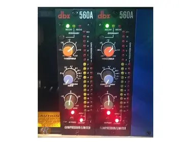 dbx 560A 500 Series Compressor Limiter Pair
