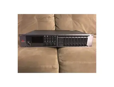 dbx DriveRack 4800 Complete Equalization and Loudspeaker Management System