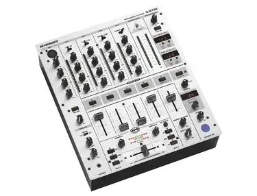 Behringer DJX700 Mixer
