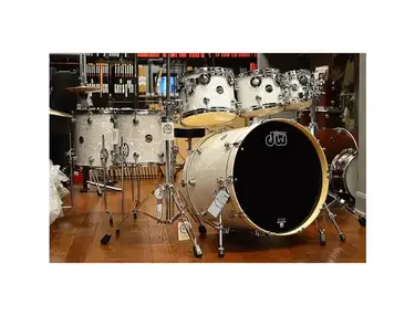 DW Performance Series 7x8 / 8x10 / 9x12 / 12x14 / 14x16 / 18x22 / 6.5x14" 7pc Shell Pack