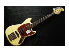 Fender MIJ Hybrid Mustang Bass main image