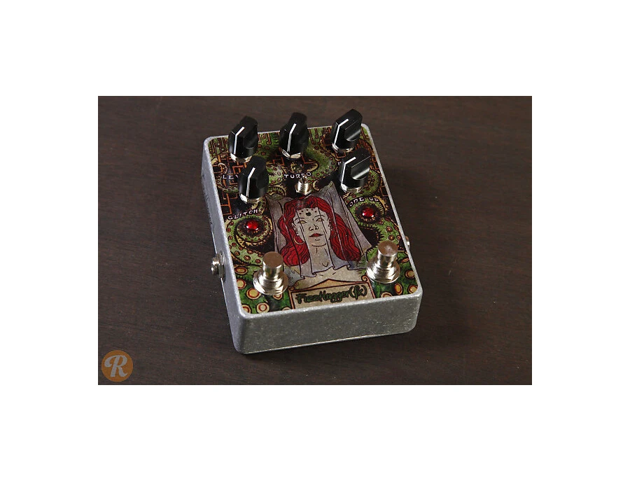 ■【超希少品】FUZZHUGGER PHANTOMOCTAVE エフェクター Fuzzhugger Phantom Arcade - What To Know & Where To Buy | Equipboard