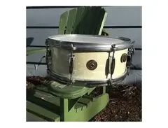 Gretsch 4157 Broadkaster Narrow 14x5" 8-Lug Snare Drum with Round Badge main image