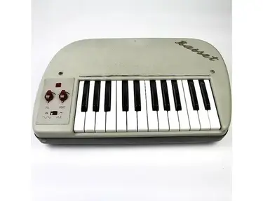Hohner Bass