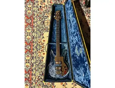 Ibanez 2364B Lucite Bass