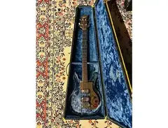 Ibanez 2364B Lucite Bass main image