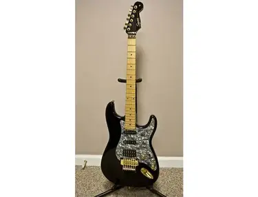 Squier Pro Tone Fat Stratocaster