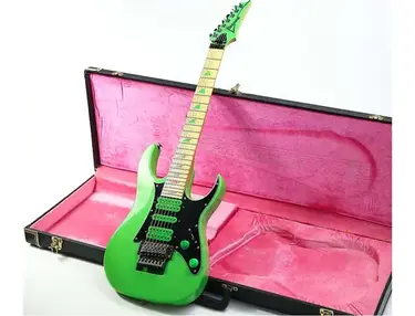 Ibanez UV777 Steve Vai Signature Universe