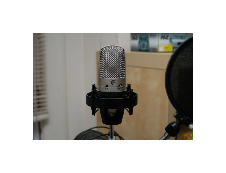 Shure KSM27 - What To Know & Where To Buy | Equipboard Shure KSM27 - What To Know & Where To Buy | Equipboard