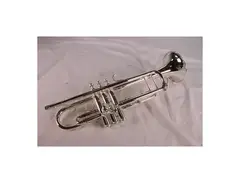 King 1117SP Ultimate Professional Model Marching Bb Trumpet main image