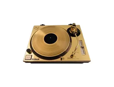 Technics 1200 Gold DMC Championship