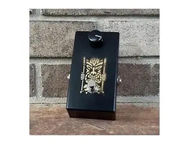 Lovepedal Amp Eleven Big Box - What To Know & Where To Buy Lovepedal Amp Eleven Big Box - What To Know & Where To Buy