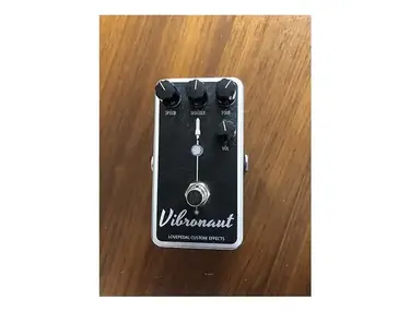 Lovepedal Pickle Vibe - What To Know & Where To Buy | Equipboard Lovepedal Pickle Vibe - What To Know & Where To Buy | Equipboard