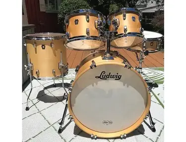 Ludwig Classic Birch Jazz Outfit 8x10 / 8x12 / 14x14 / 16x20" Drum Set