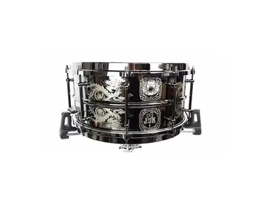 Ludwig LW6514JK Joey Kramer "Hit Hard" Signature 6.5x14" Engraved Brass Snare