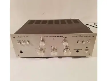 Marantz Model 1030 15-Watt Stereo Solid-State Integrated Amplifier
