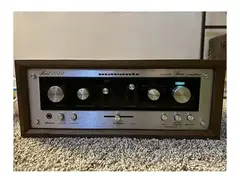 Marantz Model 1040 20-Watt Stereo Solid-State Integrated Amplifier main image