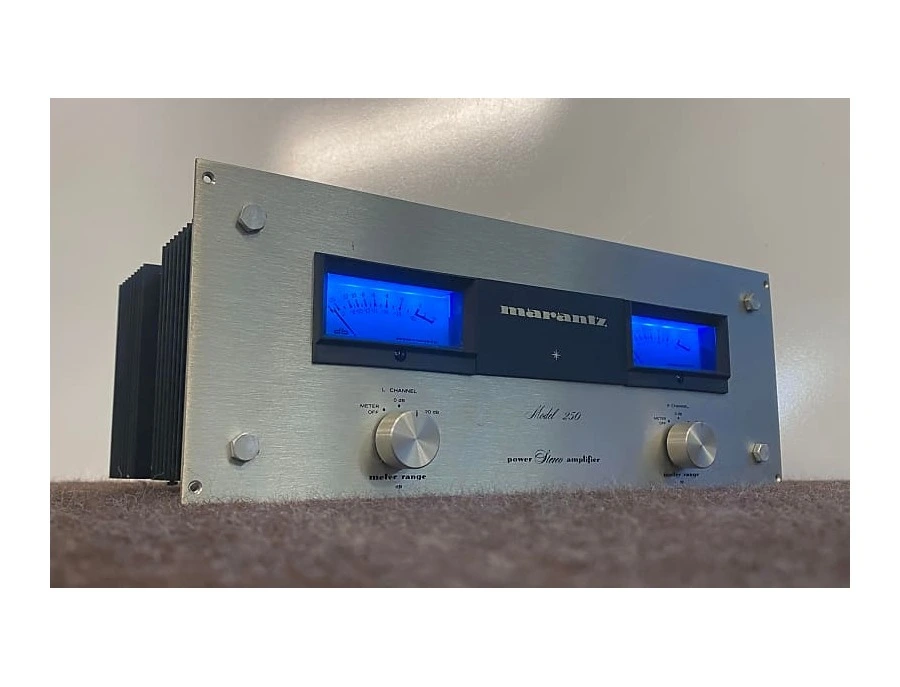 Marantz Model 250 125-Watt Stereo Solid-State Power Marantz Model 250 125-Watt Stereo Solid-State Power