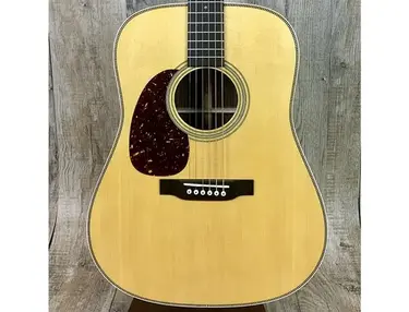 Martin Standard Series HD-28 Left-Handed