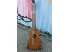 Martin Style 0 Soprano Ukulele with Front Headstock Logo main image