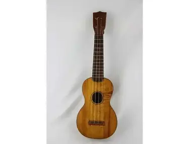Martin Style 1K Koa Concert Ukulele